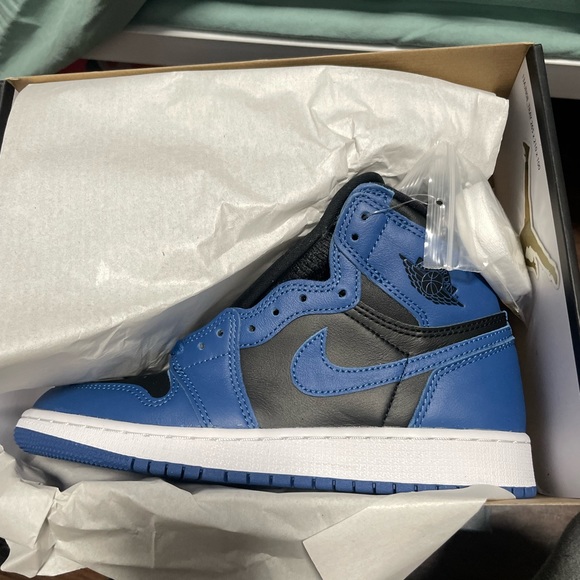 Air Jordan 1 Retro High OG GS “Dark Marina Blue” - Picture 6 of 7